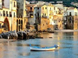 LavatoioFlats Casa sul mare e sul lavatoio medievale a Cefalù