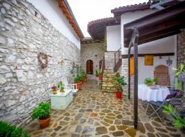 Bujtina Kodiket Guesthouse, boutique hotel in Berat