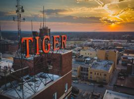 voco The Tiger Hotel, Columbia, MO, an IHG Hotel, hotel i nærheden af Faurot Field, Columbia