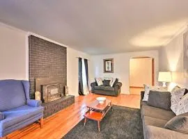 Blounts Creek House with Yard - Pets Welcome!