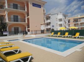 Apartamentos Atlantico by OA, golf hotel in Albufeira