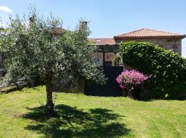 Casa Pazos en A Estrada, hotel with parking in A Estrada