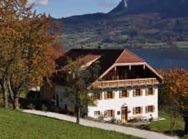 Exklusiv Apartment Scheichl, vakantiewoning aan het strand in Unterach am Attersee