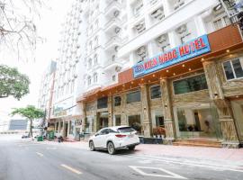 Khách sạn Kiên Ngọc, מלון בקאט בה