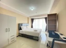 Sunnyside Studio Room at Apartment Gateway Pasteur near Exit Toll Pasteur By Travelio