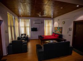 Waves Beach House, family hotel in Puducherry