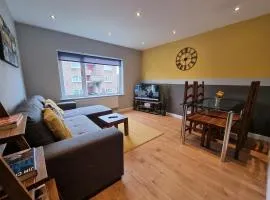 144 - ExcellentStays - 2 Bedroom Flat