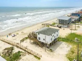 Unobstructed Oceanfront SEA OTTER Unit 4 Beach Pad!