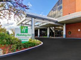 Holiday Inn Oakville Centre by IHG, отель в городе Оквилл