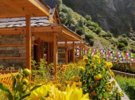 Sattva Pine Resort, Hotel in Sāngla