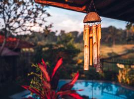 Villa Nextdoor Nature Yogyakarta, cabaña o casa de campo en Bantul