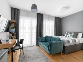 Rent like home - Pawia 51, hotel in Warsaw