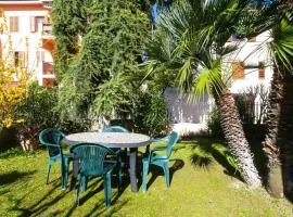 N043 - Numana, bilocale con giardino