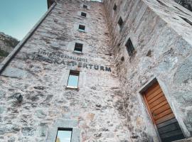 Hotel Restaurant Stockalperturm, hotel con parking en Gondo