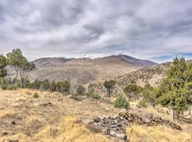 Alto Cabin with Stunning Views, Hot Tub and Sauna!