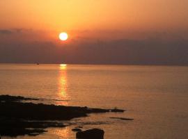 san lorenzo a 4 mt dal mare colore smeraldo a due passi da Marzamemi, hotel a Reitani