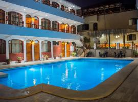 Hotel Curasi, hotell i Huacachina i Ica