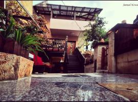 Vitrage Guest House, boutique hotel in Nazareth