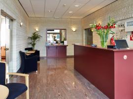 Hotel Tegenover, hotel v destinaci Turnhout