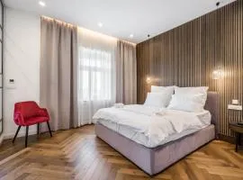 Budapest Eye- Boutique Suites, by BQA