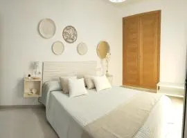 RELAX CHICLANA-Aparcamiento privado-TV Cable-WifiPlus-Aire Acond-Incluido