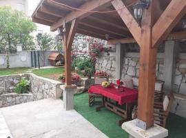 Mini Garsonjera, guesthouse kohteessa Podgorica