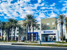 Wyndham Anaheim, hotel in Anaheim