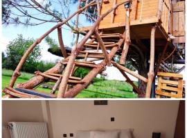 Cuckoo's nest tree house, hotel dicht bij: Archeologisch Museum van Nikopolis, Preveza