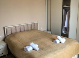 House for rest, hotell med parkeringsplass i Batumi