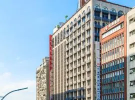 Cosmos Hotel Taipei