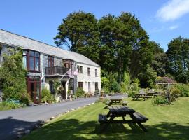 Trimstone Manor Country House Cottages – hotel w mieście West Down