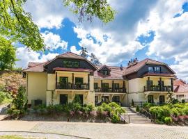 Berberys Park Hotel, hotel em Kazimierz Dolny