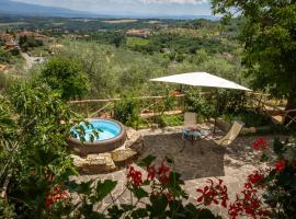 Al Poderuzzo Private Villa with jacuzzi and garden, готель, де можна проживати з хатніми тваринами у місті Castelnuovo deʼ Sabbioni
