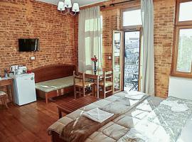 Santrivani Rooms, hotel romantik di Chania Town