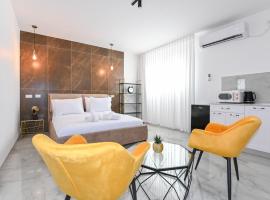 Lake Mansion Boutique Apartments, B&B in Tiberias