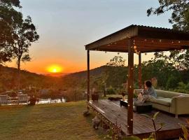 The House of the Rising Sun, sewaan penginapan di Tallebudgera