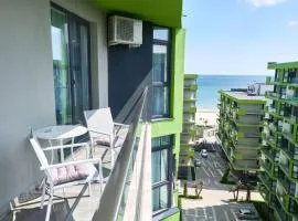 Citadell Sea View Apartment - Spa n Pools Beach Resort