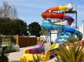 Camping Le Puits Rochais, hotel in Les Sables-d'Olonne