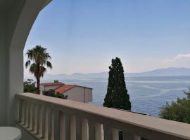 Apartments with sea view Drvenik Makarska riviera, hotel in Drvenik