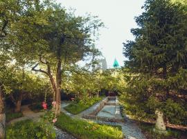 Старый Замок, hotel in Tamchy