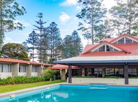 Highlander Hotel, hotel a Monte Hagen