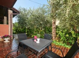 Apartments Mare & Sole, hotel v destinaci Zambratija