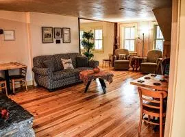Brook Road Inn