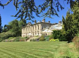 Kilworth House Hotel and Theatre, hotel in Lutterworth