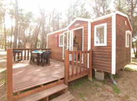 Bungalow Maite, hotel em L'Escala