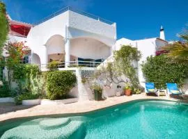 Villa Tres Irmaos by Villa Plus