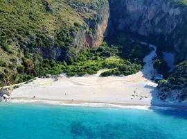 Gjipe eco campground