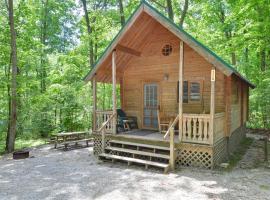 Spring Gulch Chalet 12, hotell i Mount Airy