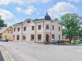 Hostel Nr.2, hotel perto de The Ruins of Rauna Castle, Rauna