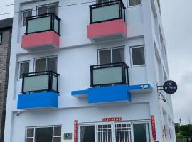 Murakami Travel Guest House, hotel near Lintou Park, Huxi